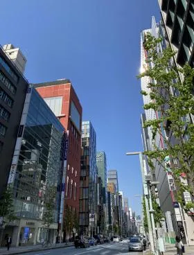 HULIC &New GINZA8 ビルの外観