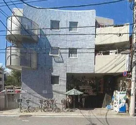 デリスの外観