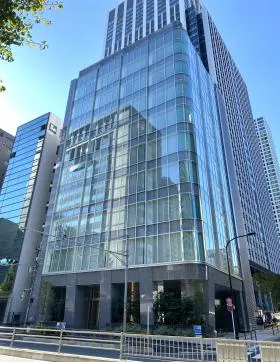 虎ノ門八束ビルの外観