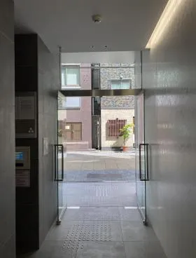 VORT銀座DDIビルの外観