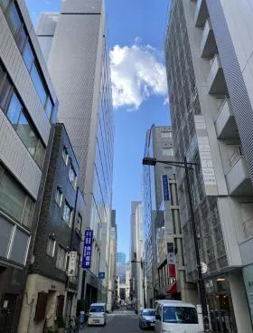 VORT銀座DDIビルの外観