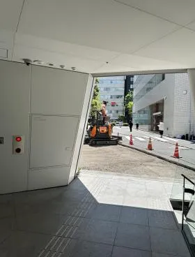 アスライン池袋ビルの外観