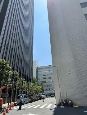 アスライン池袋ビルの外観
