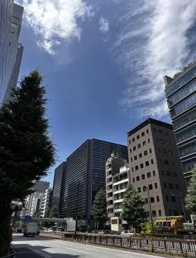 京橋YSビルの外観