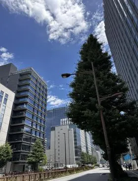 京橋YSビルの外観