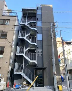 BACHビルの外観