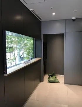 クロスシー秋葉原ビルの外観