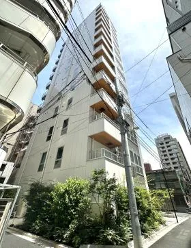 クロスシー秋葉原ビルの外観