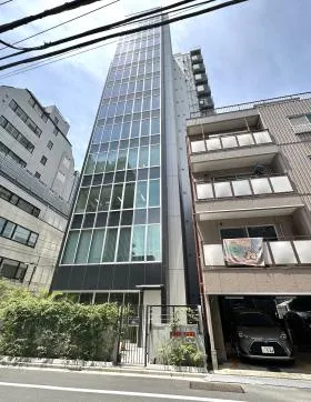 クロスシー秋葉原ビルの外観