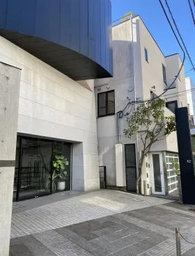 WISMA395ビルの外観