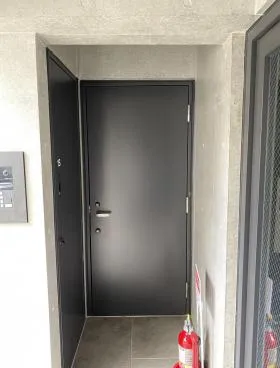 DOUBLE COURTビルの外観