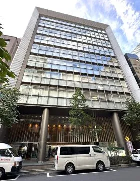 読売八重洲 旧)読売中公ビルの外観