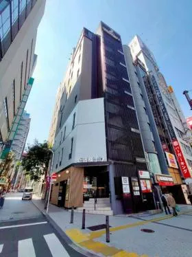 トップスハウスビルの外観