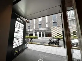 プレリー日本橋ビルの外観