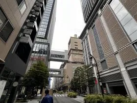 プレリー日本橋ビルの外観