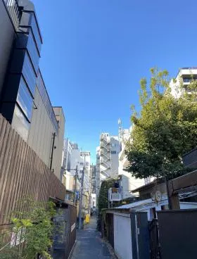 IJK南青山れいビルの外観