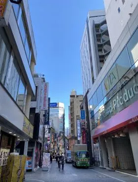 モアセンタービルの外観