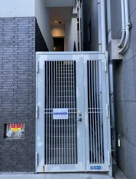 TOKYO PLACE NIHONBASHIビルの外観