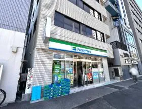 ファミリーマート
