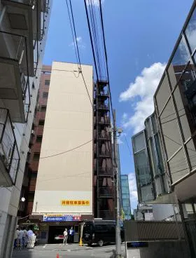 原宿WAT(旧:渡辺電気工業本社)ビルの外観
