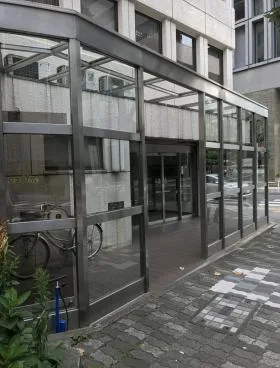 三栄別館ビルの外観