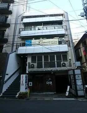 リバービルの外観