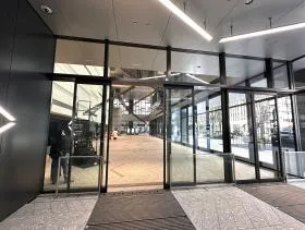 TODA BUILDINGビルの外観