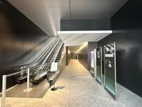 TODA BUILDINGビルの外観
