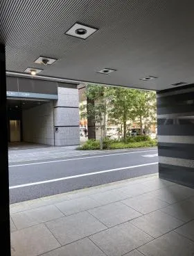 西新橋PR-EXの外観