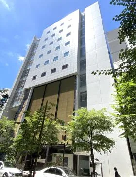 銀座並木通りビルの外観