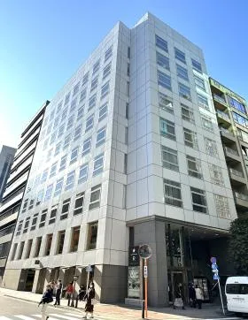 銀座オーミビルの外観