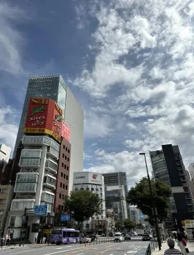 銀座4丁目タワービルの外観