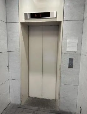 銀座サワモトビルの外観