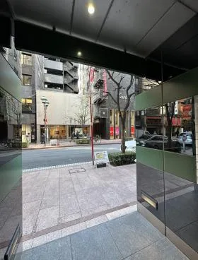 銀座サワモトビルの外観