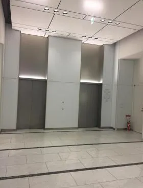 クロス銀座ビルの外観