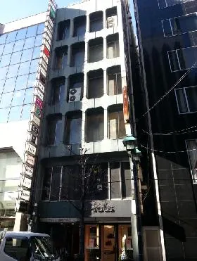ソワレド銀座ビルの外観