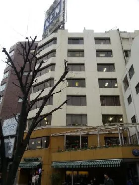 山内ビルの外観