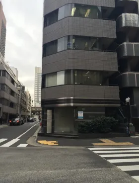 SSビルの外観