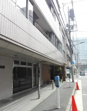 渡瀬ビルの外観