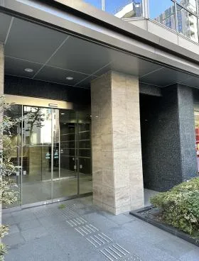 マストライフ西新橋ビルの外観