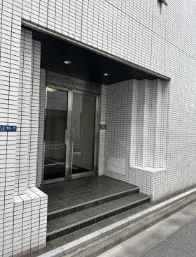 新川NSビルの外観