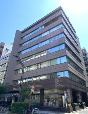 いちご新川ビルの外観