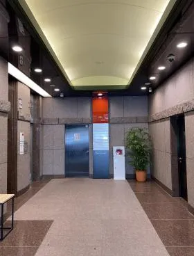 いちご新川ビルの外観