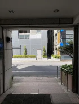 パラツオローゼビルの外観