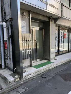 ミツヤ本社ビルの外観