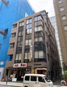 虎ノ門宝寿会館の外観
