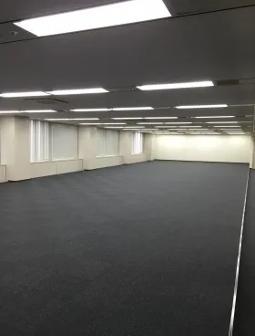 東劇ビルの外観