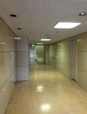 築地会館の外観