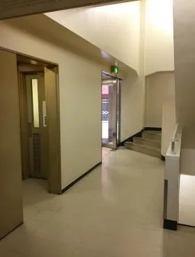 築地会館の外観