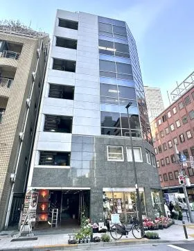 虎ノ門ラポートビルの外観